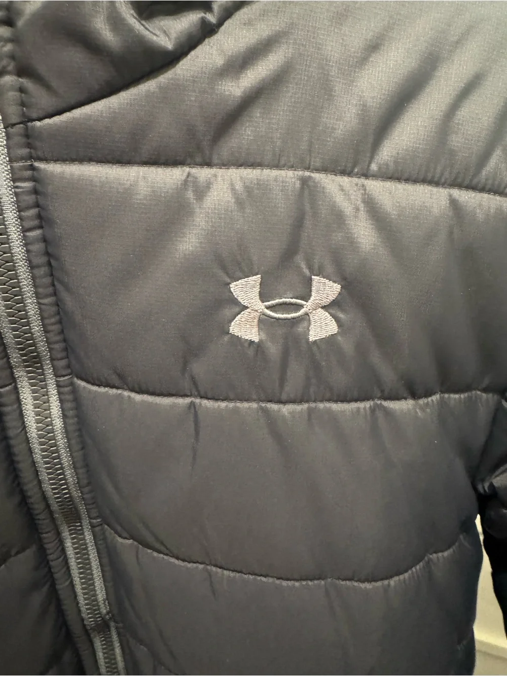 Under Armour reversible hooded